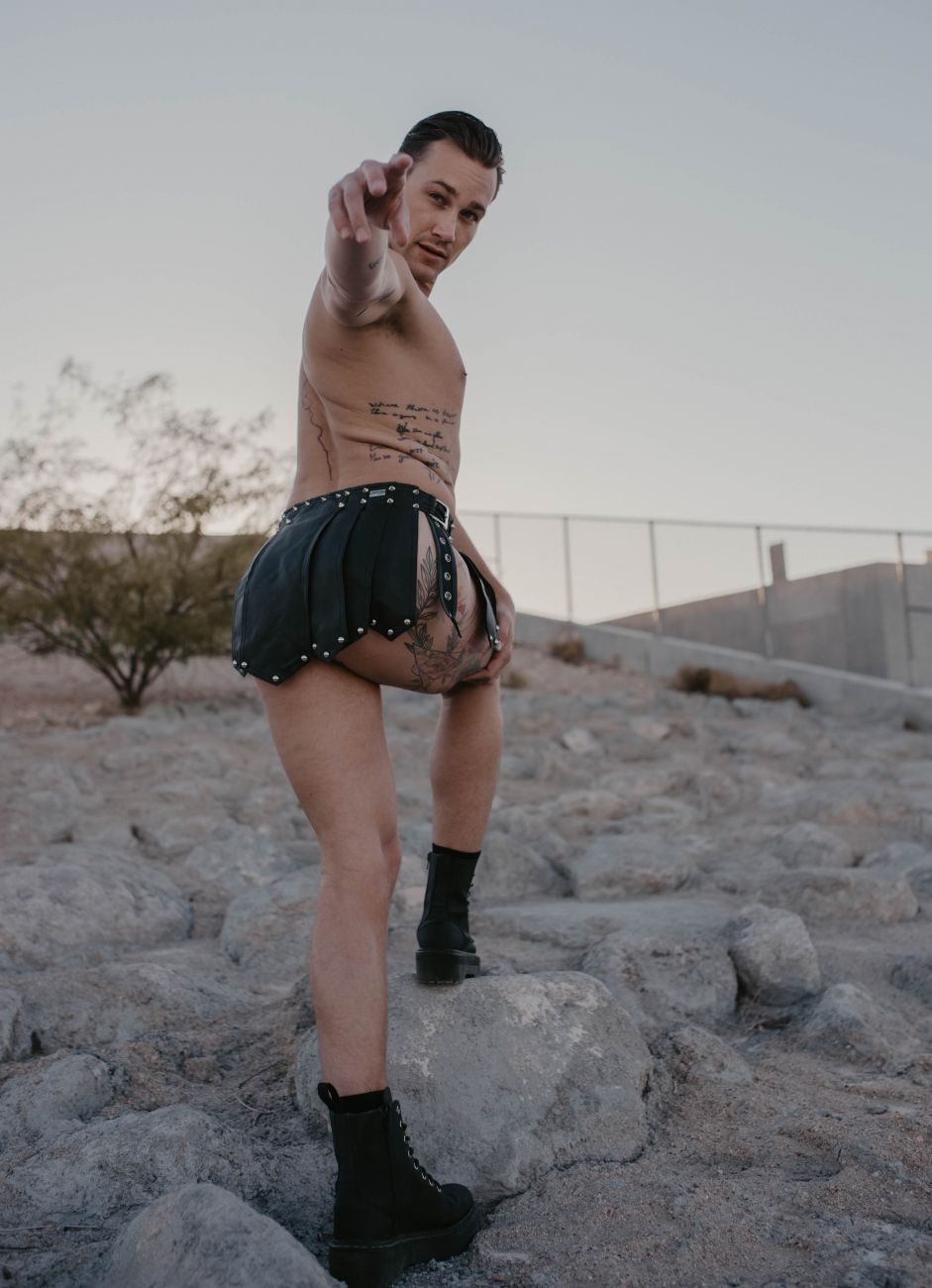 MaleBasics DMBL10 DNGEON Leather Look Roman Skirt Black